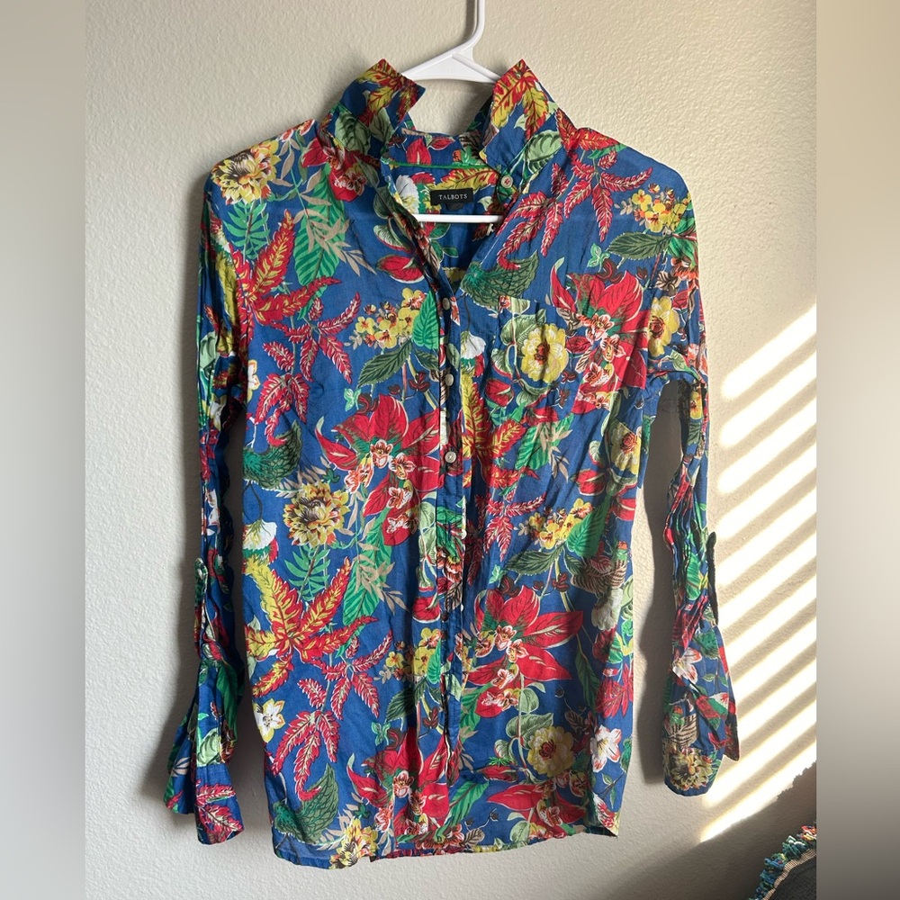 Talbots floral button down shirt size medium